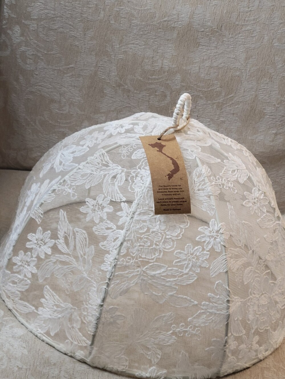 FOOD COVER INDOOR OUTDOOR  NWT